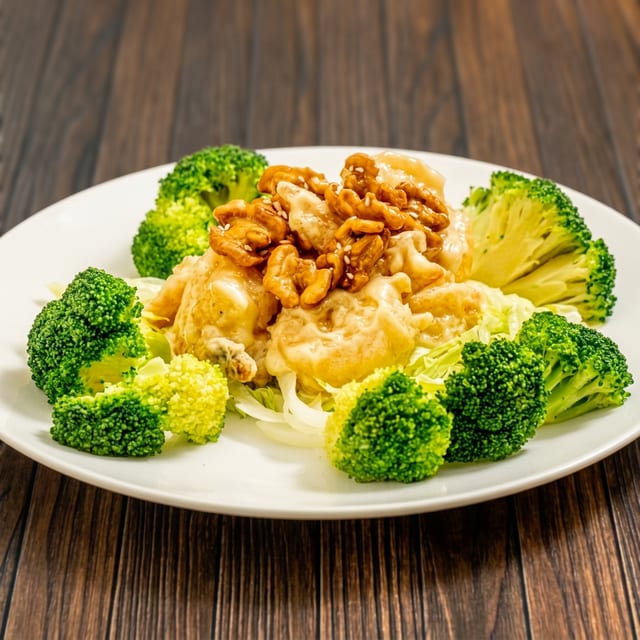 Walnut Shrimp in Cream Sauce.
