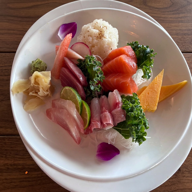Chirashi Lunch.